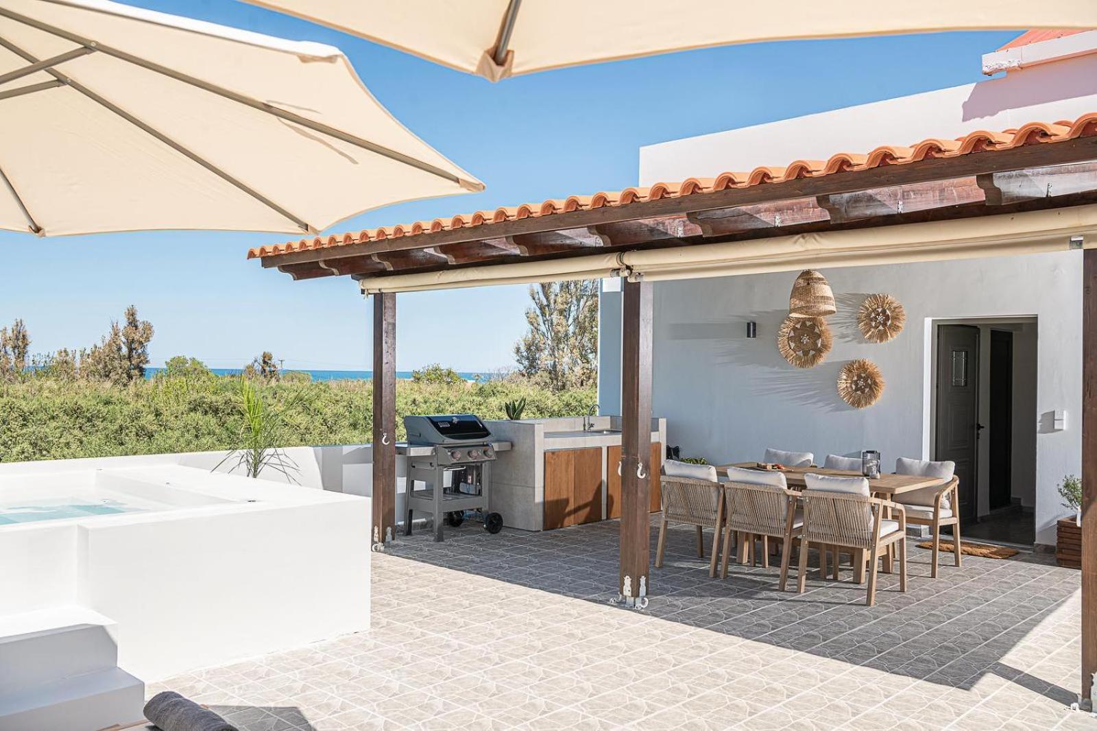 Sol Luxury Apartment - Close To The Beach With A Private Mini Pool 하니아 외부 사진