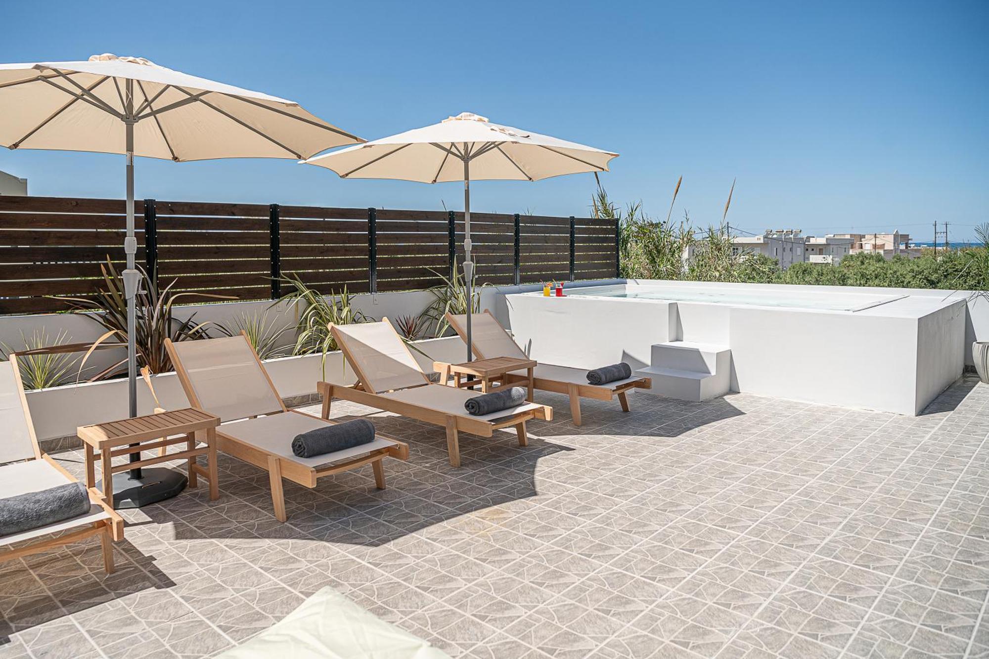 Sol Luxury Apartment - Close To The Beach With A Private Mini Pool 하니아 외부 사진